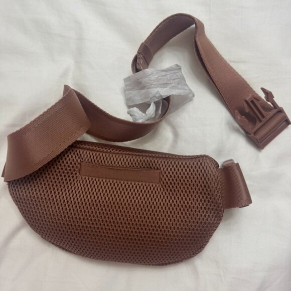 Dagne Dover Ace Fanny Pack | Warm Dust | Air Mesh | One Size | NEW - Picture 6 of 8